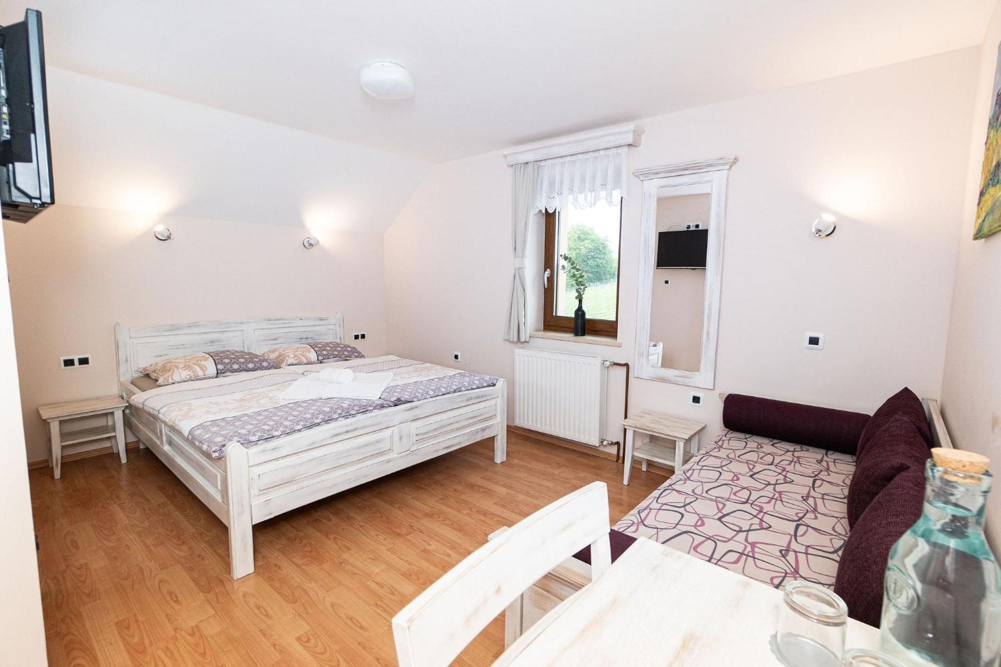 Zelena Oaza - B&B Miklavz pri Ormozu Eksteriør billede